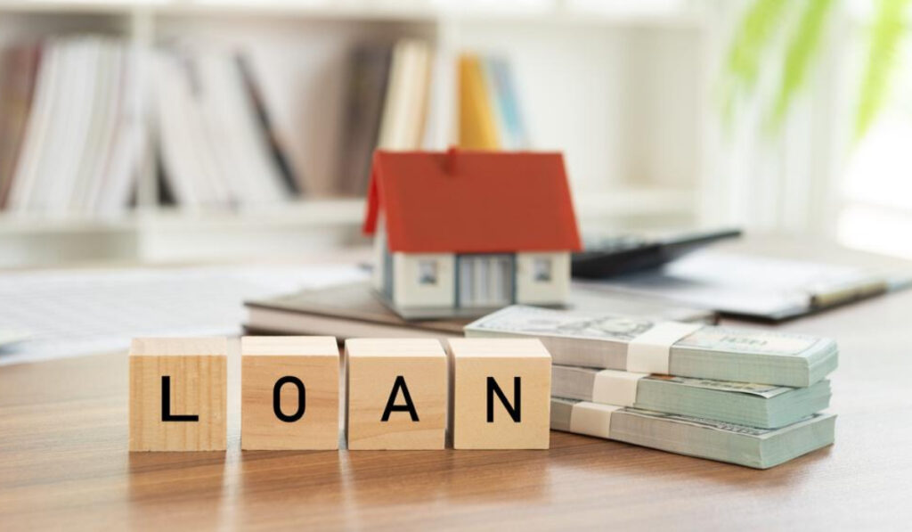 There are loan facilties and monthly installment flats available in hyderabad.